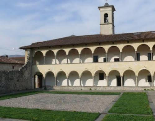 קאלולציוקורטה Hotel Monastero Del Lavello מראה חיצוני תמונה
